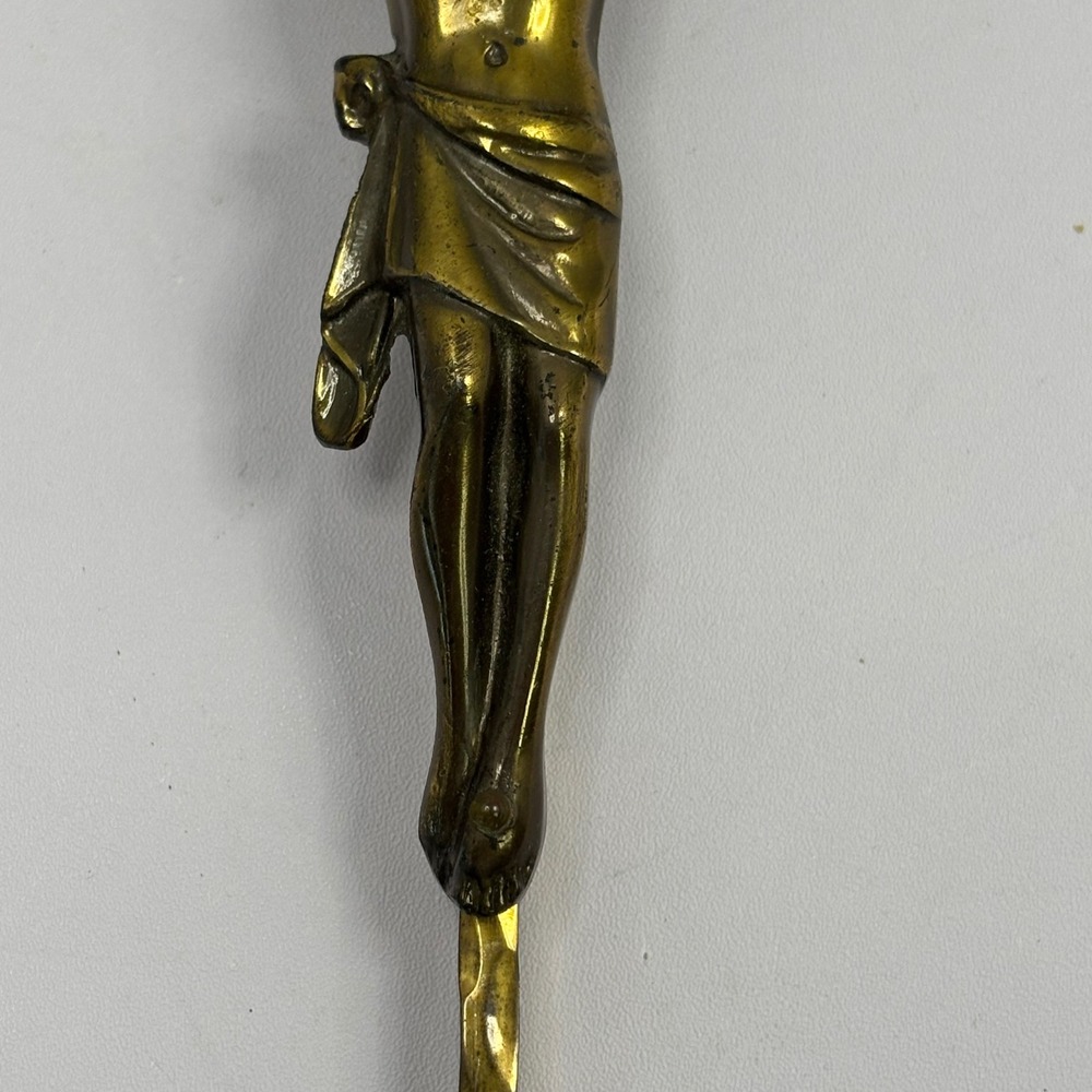 Vintage Brass Wall Crucifix INRI Hammered Metal Religious Cross Jesus Corpus 10" - Picture 9 of 9